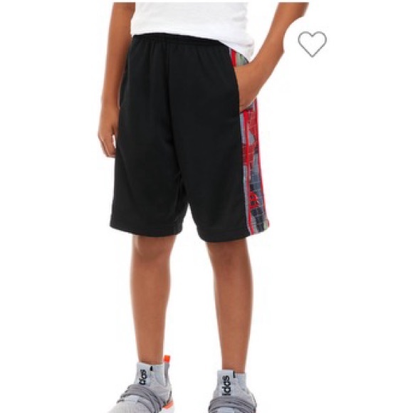 NWT!! Nike 3Brand shorts, size small - Picture 2 of 10